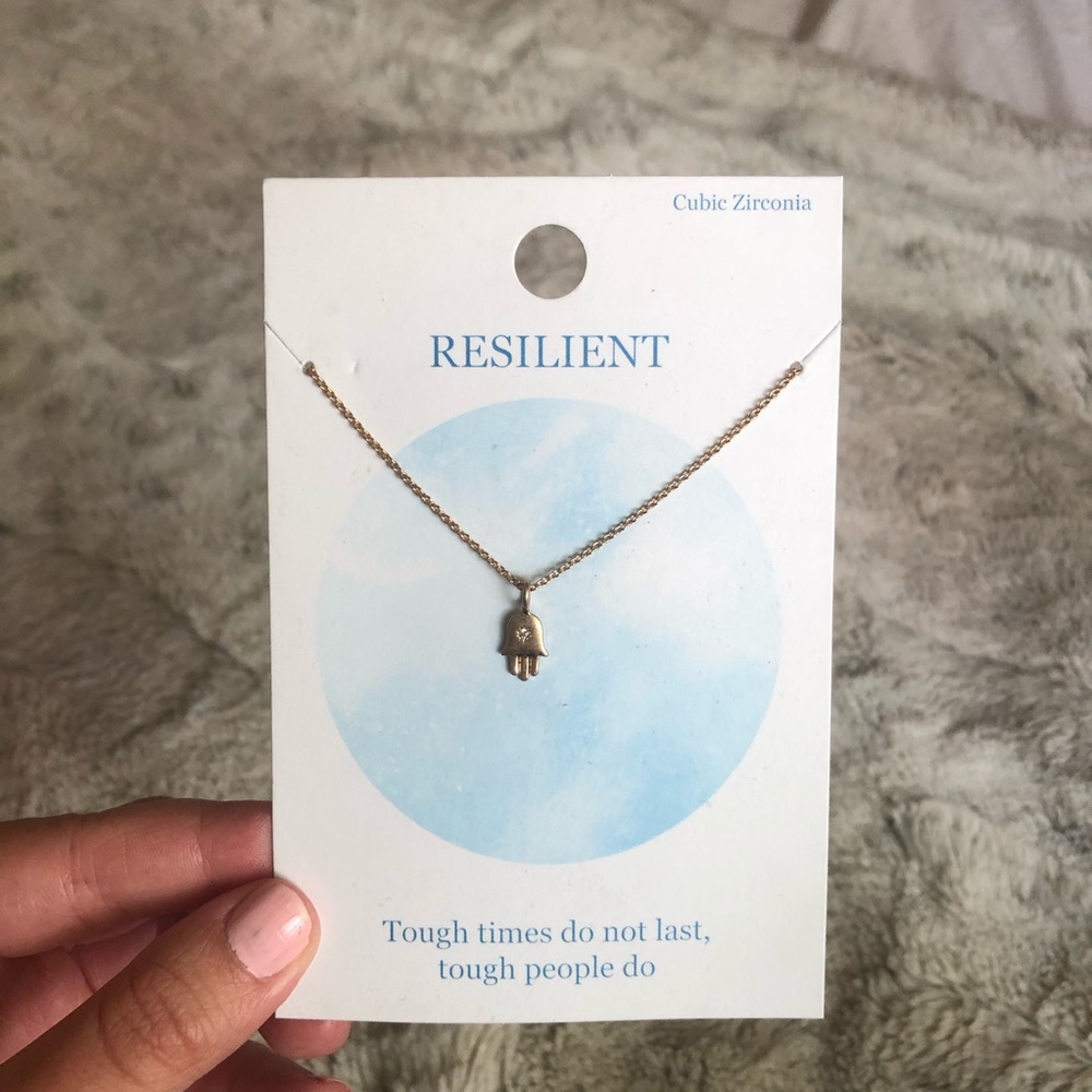 DAINTY NECKLACE CUBIC ZIRCONIA HAMSA